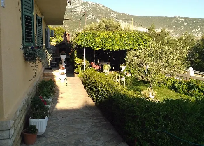 Apartman With A Parking Space Klis, Split - 13435 Klis